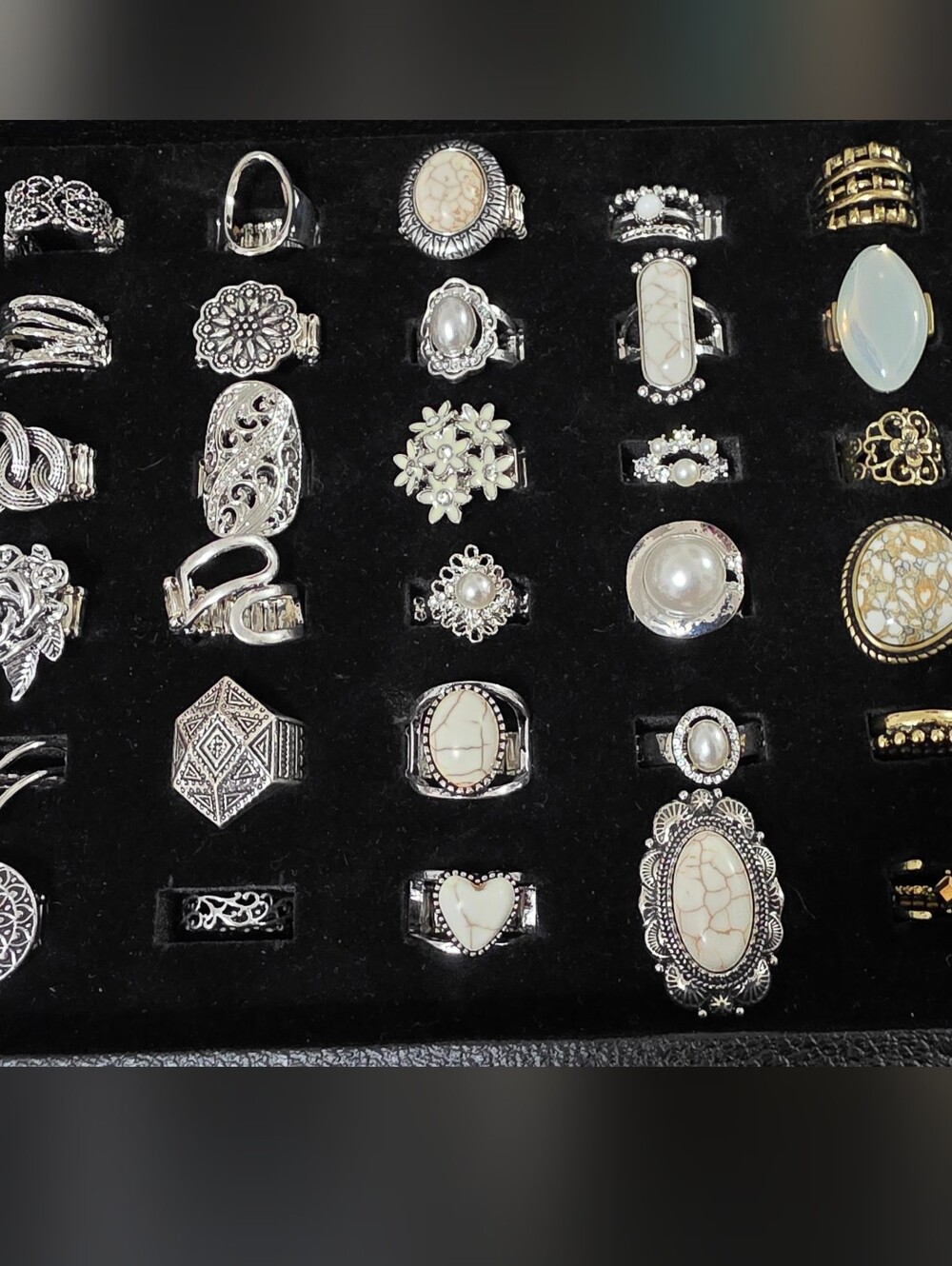 Paparazzi Lot of Rings - Picture 2 of 6